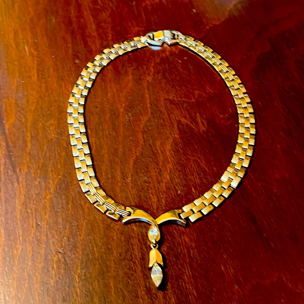 Vintage classic 60’s gold tone Sperry choker necklace